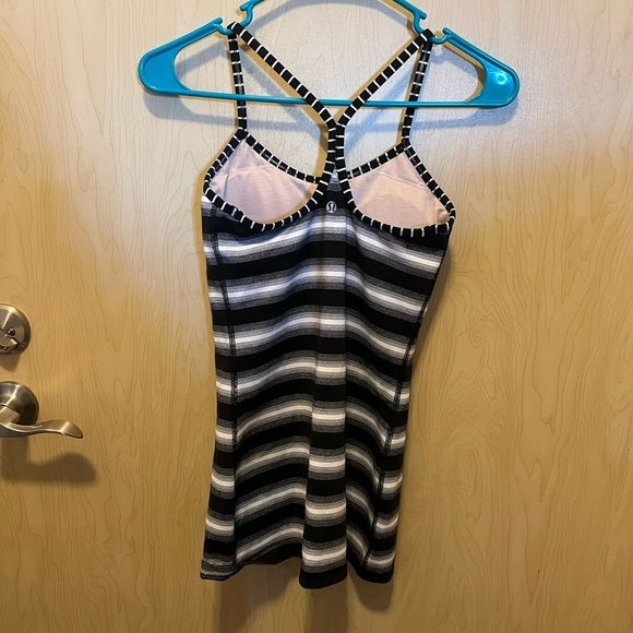 Lululemon tank top - Picture 1 of 4